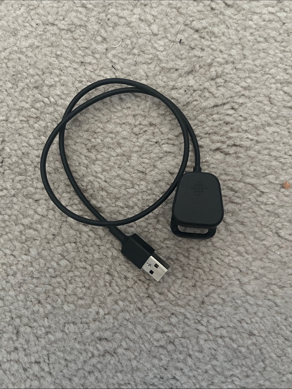 Black USB Charging Cable with Clip for fitbit 3